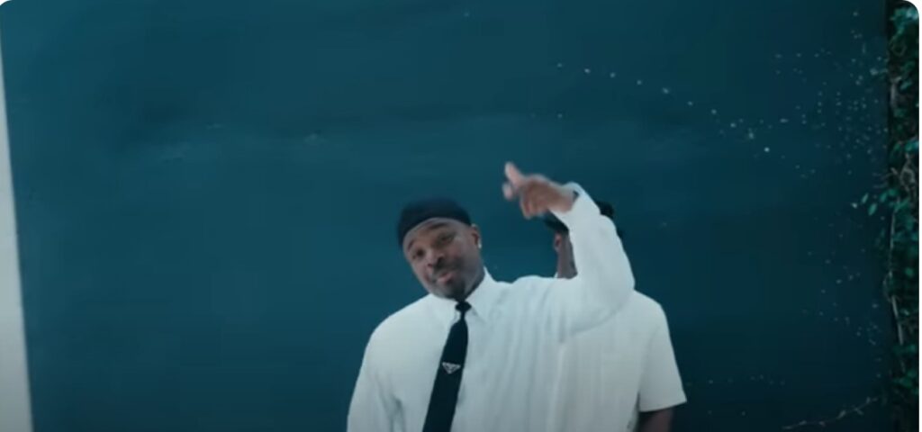 Tave fat. IDK and Musiq Soulchild