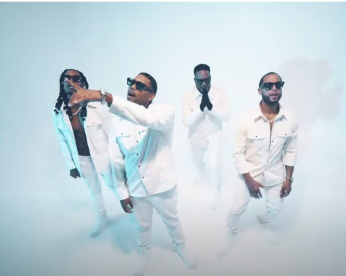 Sentury Forever Screenshot